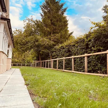 Spacious 4 Bed Family Cottage In Parkland Setting York Exterior photo