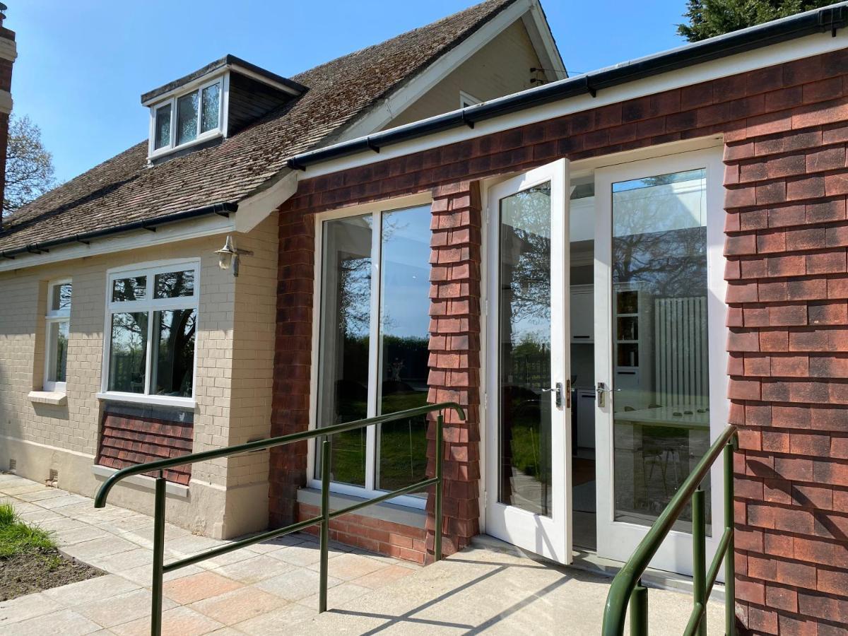 Holiday home Spacious 4 Bed Family In Parkland Setting