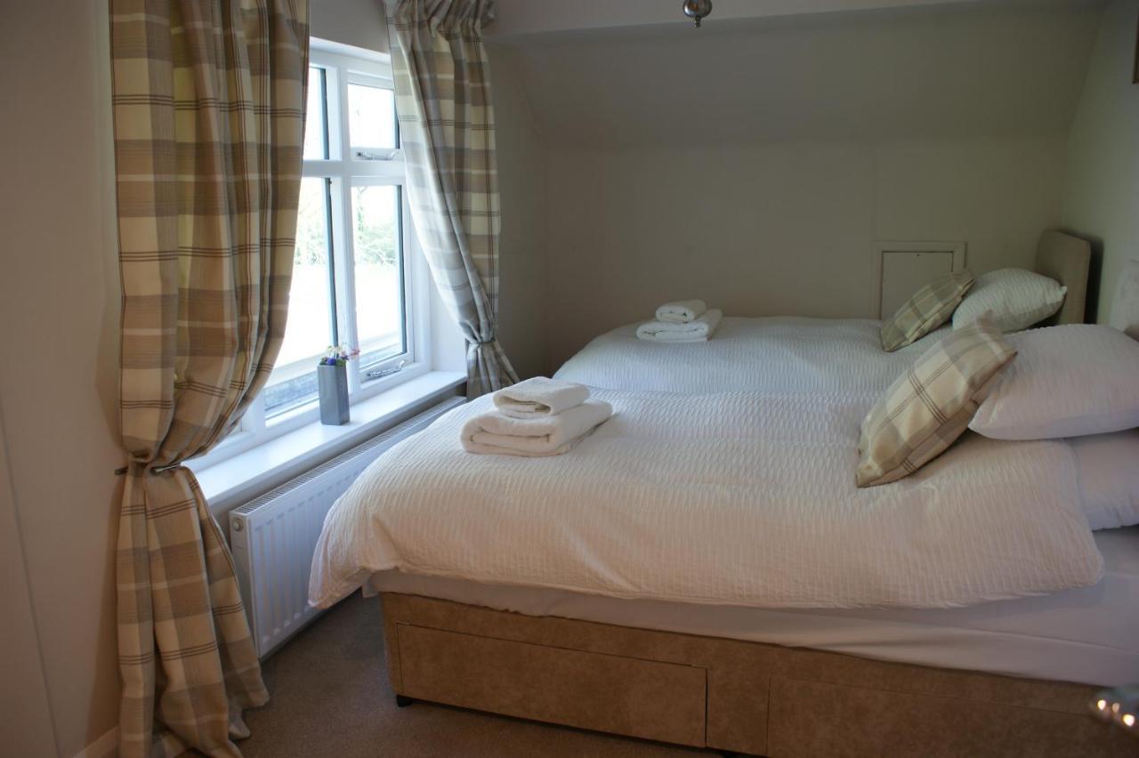 Spacious 4 Bed Family In Parkland Setting